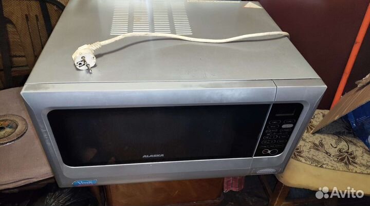 Микроволновая печь с грилем сенсорн бу