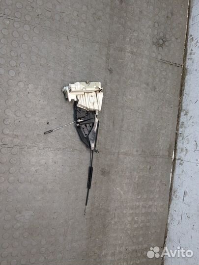 Замок двери Mercedes B W245, 2007