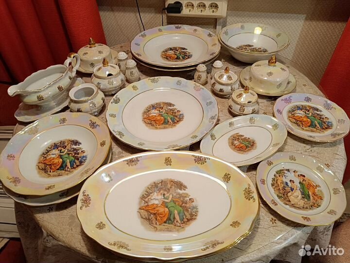 Столовый сервиз на 12 персон (пр-во Германия)