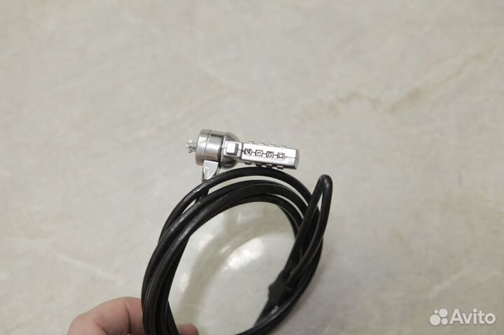 Трос для ноутбука с кодовым замком