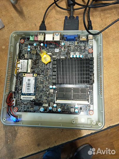 Неттоп X6620 Intel Celeron J1900 4Gb SSD: 64GB
