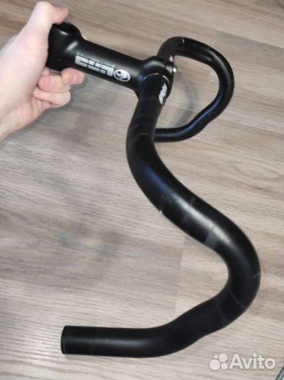 Руль шоссейный и вынос
