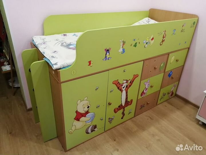 Кровать с матрасом