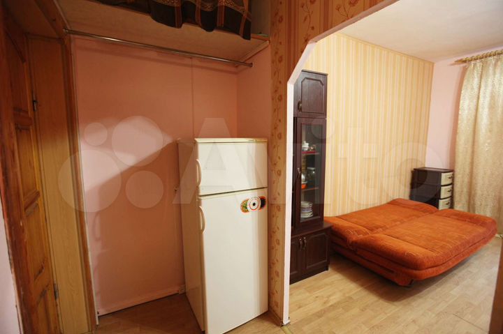 Комната 23 м² в 3-к., 1/3 эт.