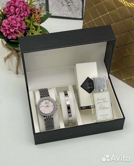 Женские наборы на 8 марта