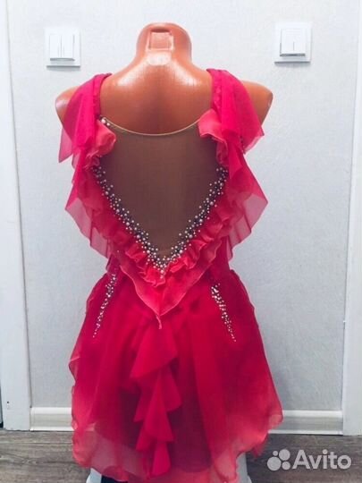 Платье для фигурного катания