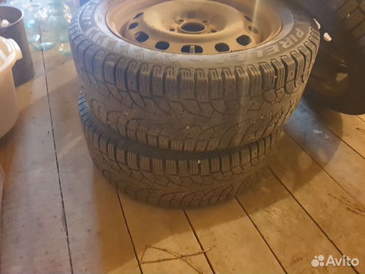 Зимние колеса Пирелли r 16 стояли на мазде 3