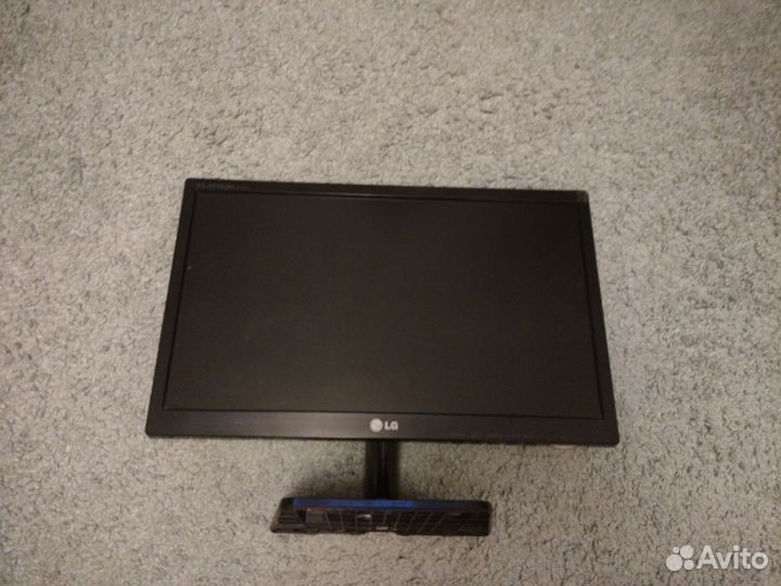 Монитор LG flatron e 1942