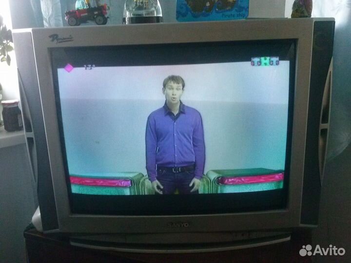 Продаю телевизор б/у