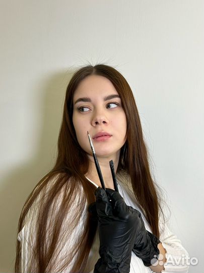 Ресницы и брови