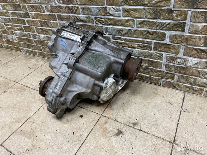 Раздаточная коробка Jeep Grand Cherokee WK2 6.4