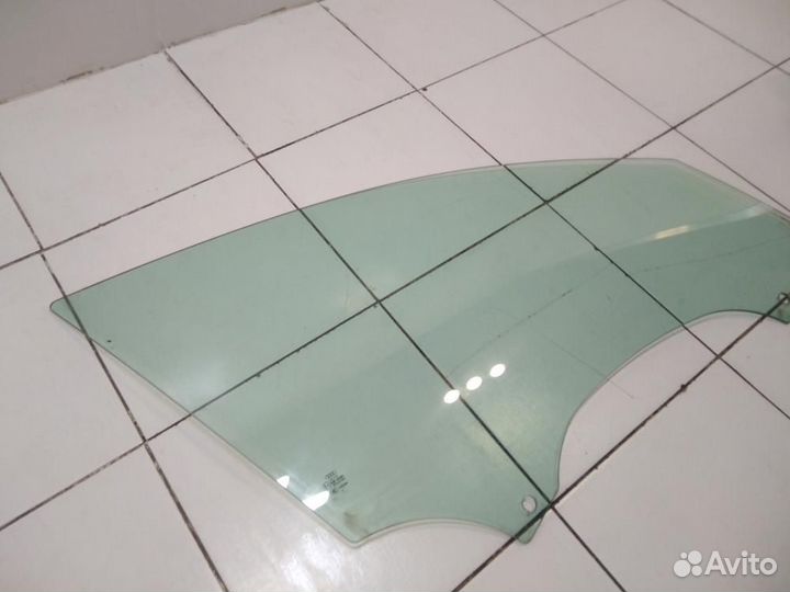 Стекло двери передней правой Audi A6 C7 4G5