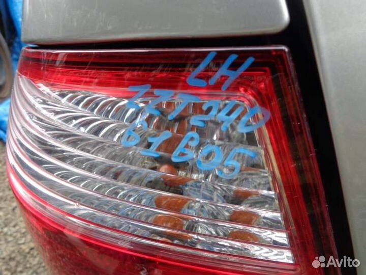 Стоп левый Toyota Premio ZZT240 1ZZ-FE 2003/5