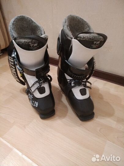 Горнолыжные ботинки