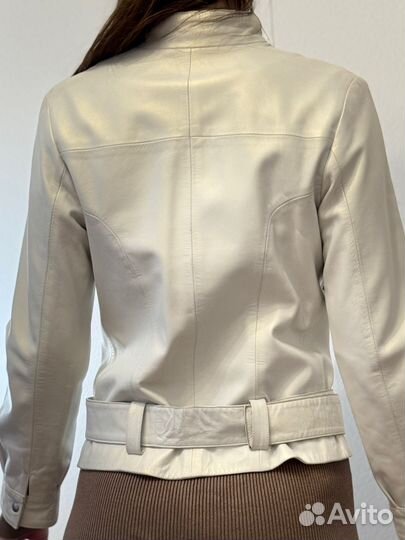 Белая куртка женская натуральная кожа 38