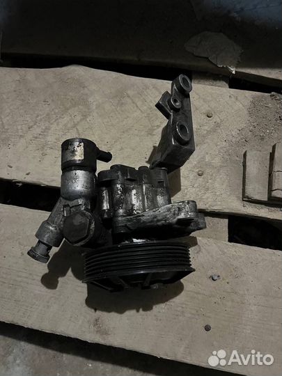 Гидроусилитель руля BMW E63(e60/61/64)