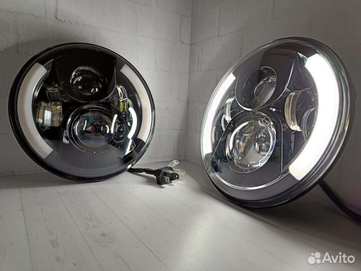 Светодиодные LED фары на Ниву 2шт