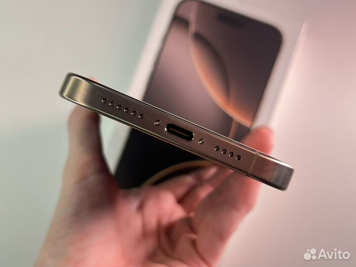 iPhone 16 Pro Max, 256 ГБ