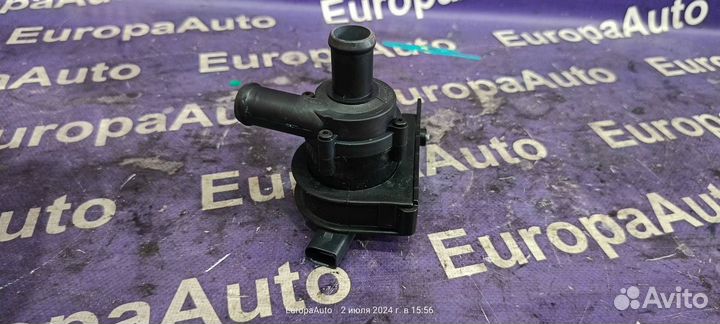 Дополнительная помпа Audi A5 8T cdnc 2010