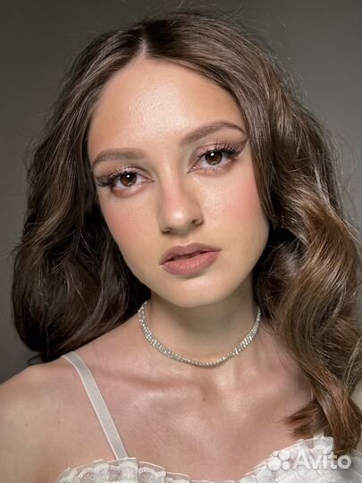 Укладка прически макияж визажист Комендантский