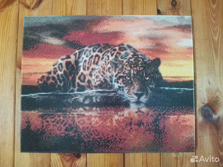 Готовая работа алмазной вышивки