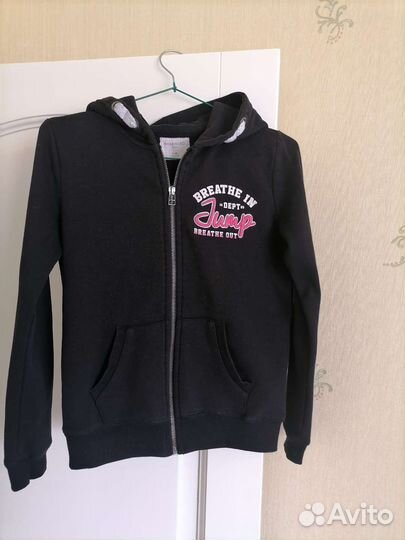 Спортивный костюм на девочку 146-152