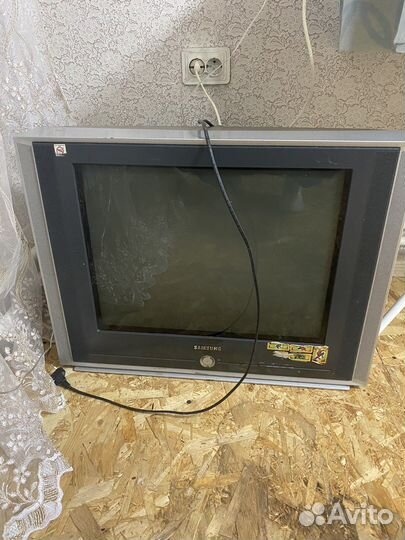 Телевизор samsung