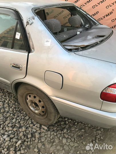 Крыло заднее левое Toyota Corolla AE114 4A-FE 1999