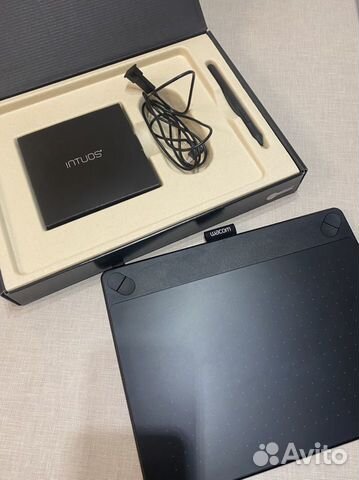 Графический планшет Wacom Intuos Art Medium