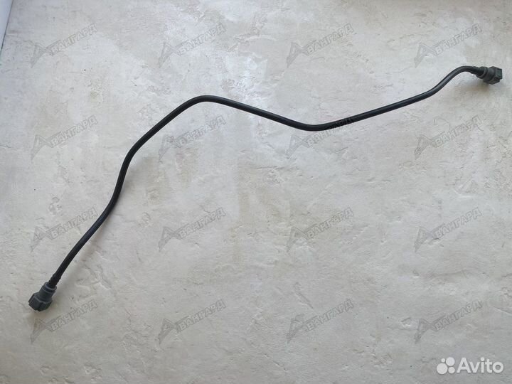 Трубка топливная на рампу Renault Symbol 1998-2008