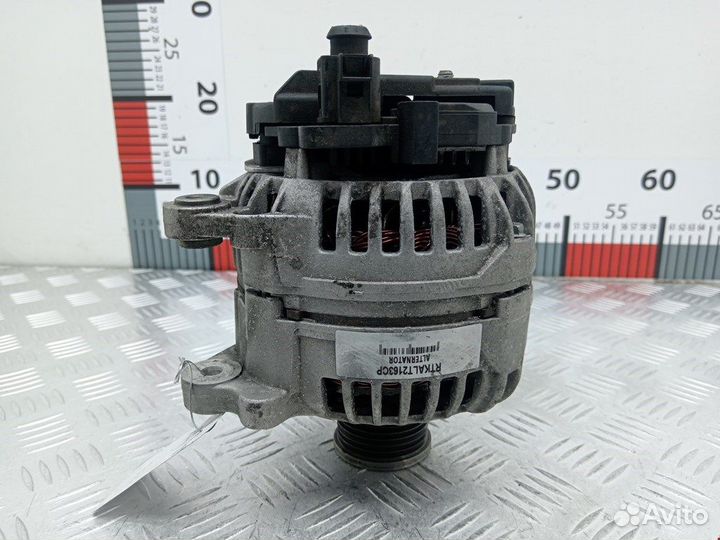 Генератор для Audi A4 B8