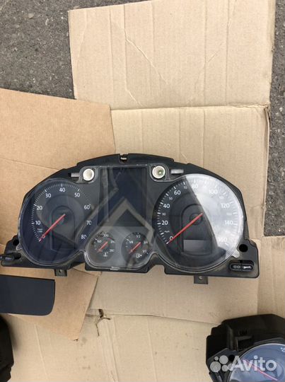 Щиток приборов Volkswagen Passat B6 американец