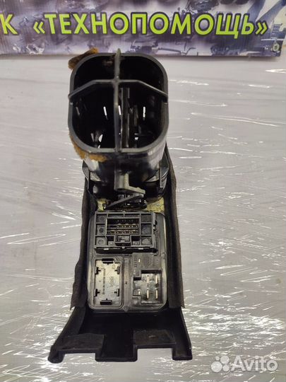 Блок управления зеркалами Nissan Primera P10