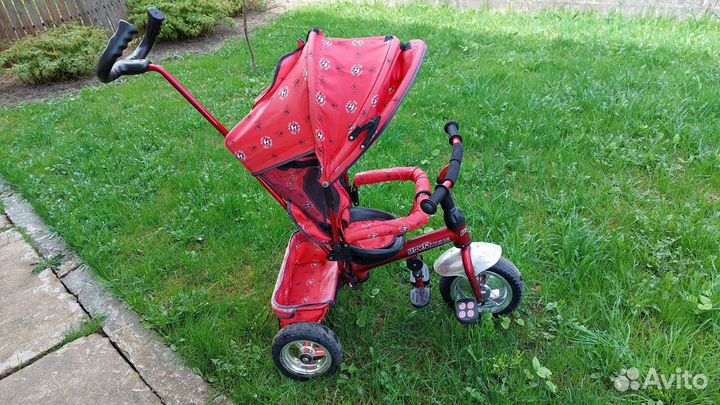 Детский велосипед с ручкой