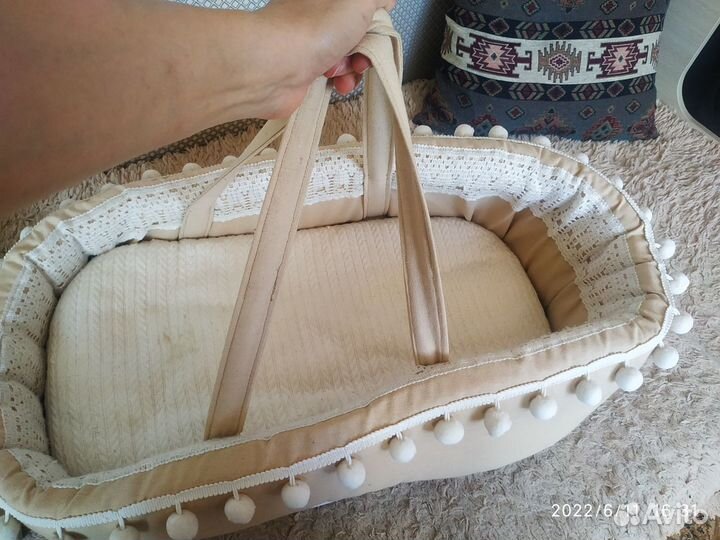 Детское одеяло и корзина для малыша