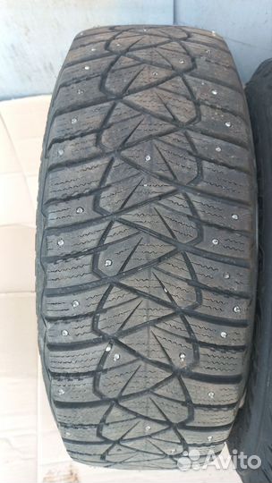 Goodyear Ultragrip 600 215/65 R16