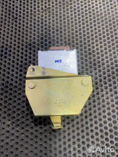 Блок управления круиз контролем Audi 80 B4 Ауди