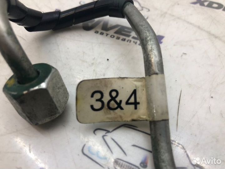 Трубка топливная Land Rover Discovery LR4 D275