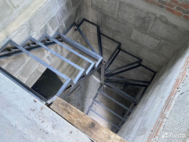 Металлический каркас лестницы бесплатная доставка