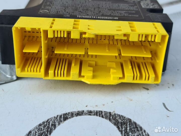 Блок SRS airbag Mercedes W222