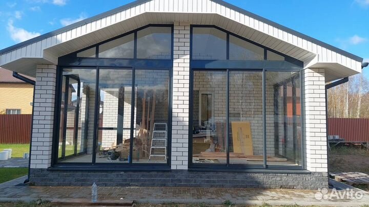 Остекление веранды балкона террасы дома