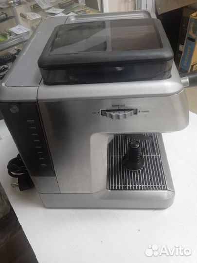 Кофемашина Bork C801