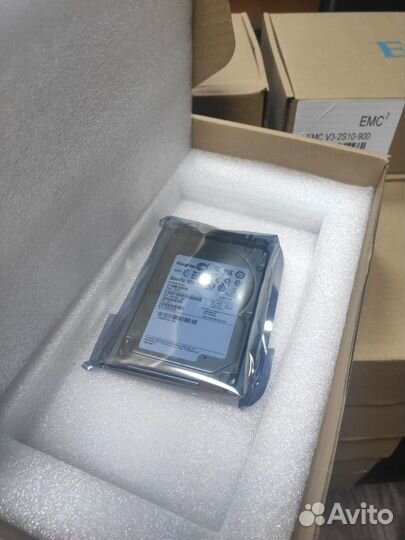 Новые оригинальные диски EMC HDD/SSD