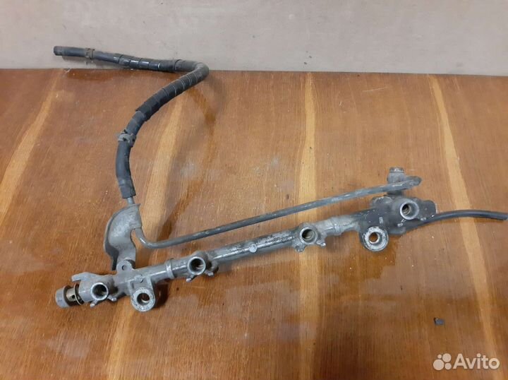 Топливная рампа toyota