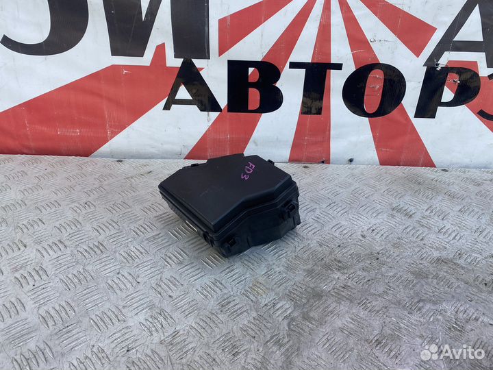 Блок предохранителей Honda Civic 4D 1.3