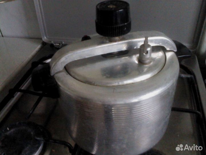 Посуда аллюм. и эмалиров. (баки) и др