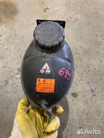 Бачок расширительный Mercedes-Benz C-Class W204