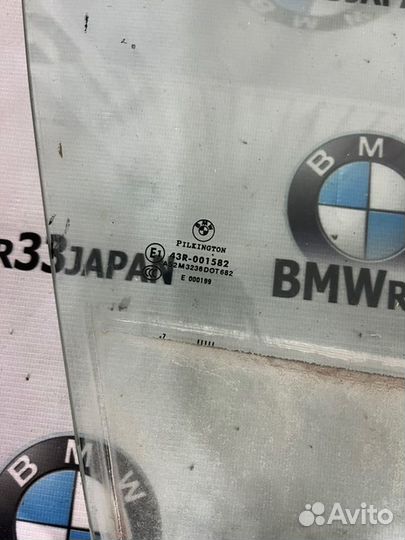 Стекло боковое переднее правое Bmw E87 хэтчбэк