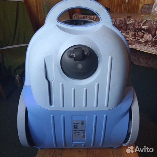 Пылесос Philips FC 9071 2000 w