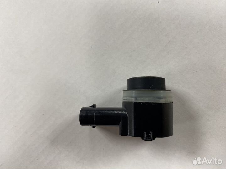 Датчик парктроника volvo хс60 08-17 31341344